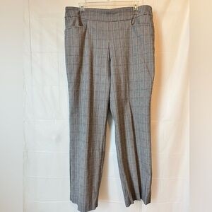 Time and Tru Women's Gray, Black Plaid Trousers Large